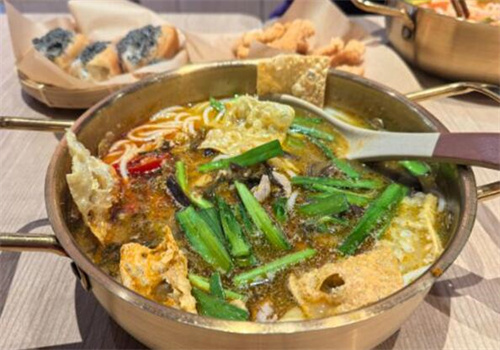 牛叨叨生燙牛肉米線