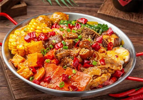 京绣川麻辣香锅加盟